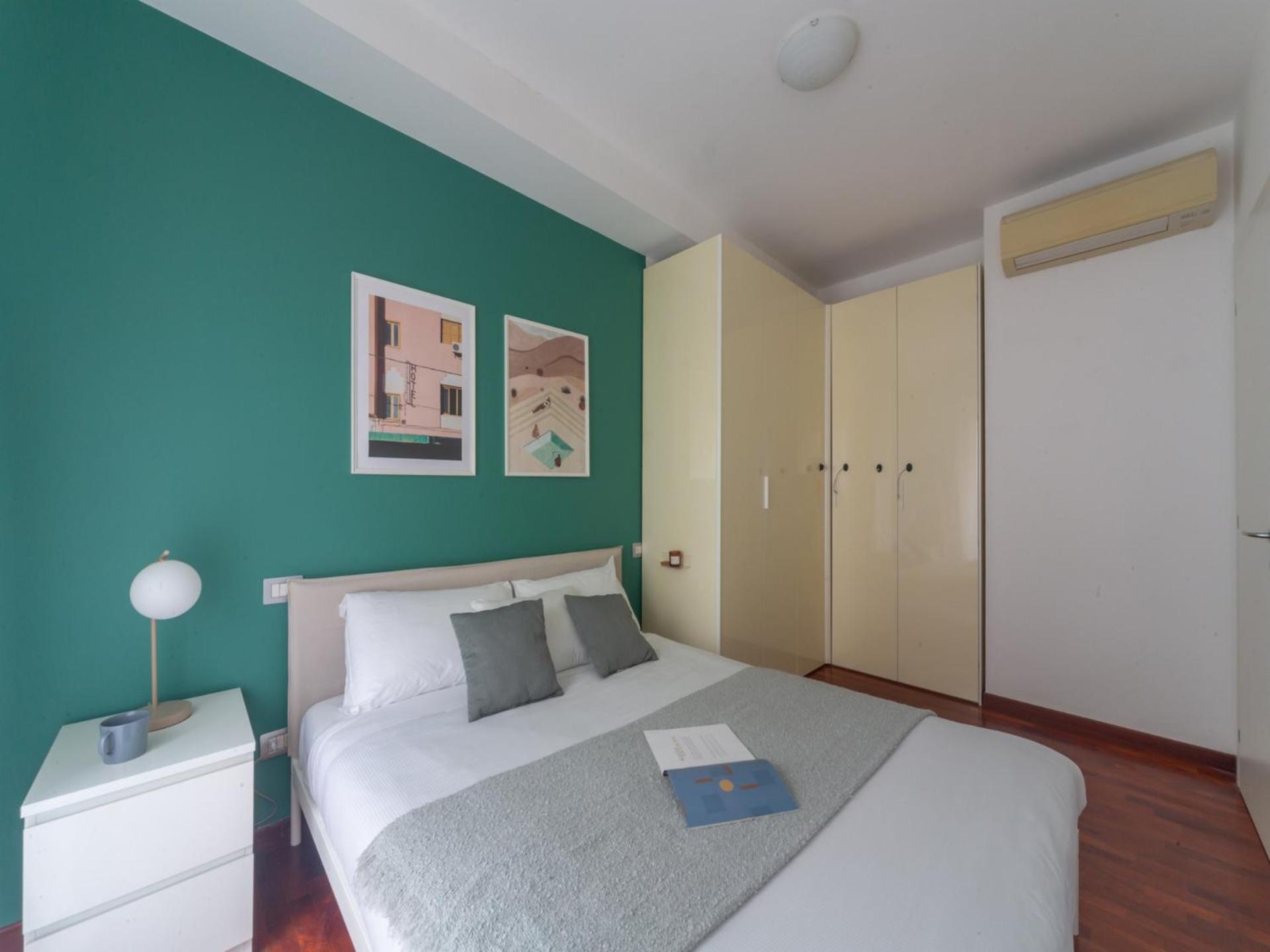 The Rent - One-bedroom With A Terrace In Corso Sempione Apartment *