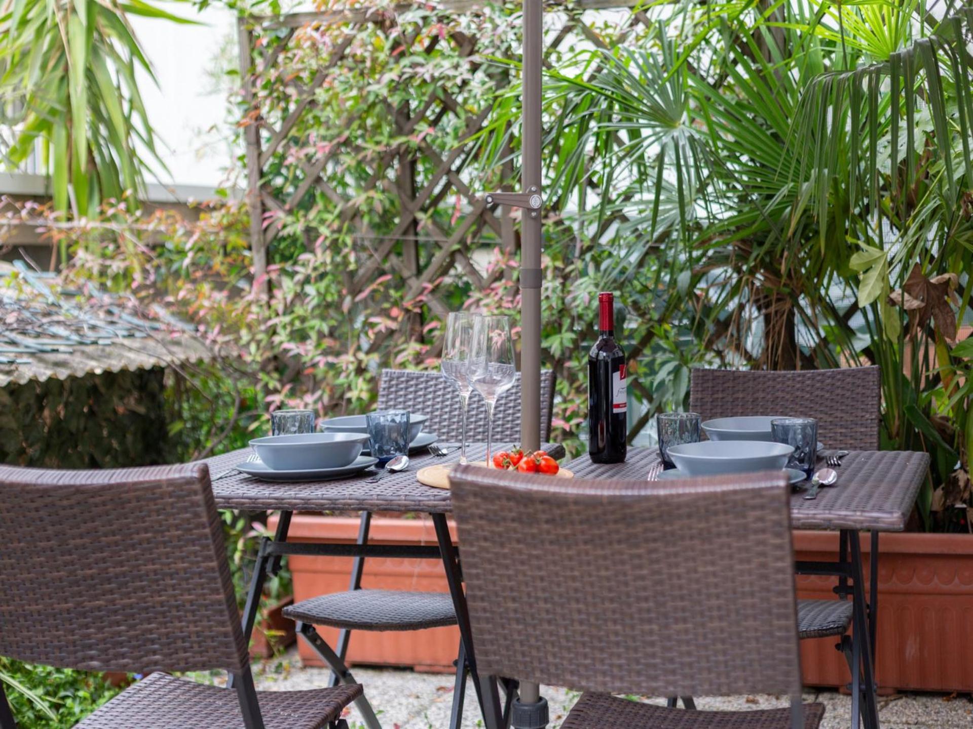 The Rent - One-bedroom With A Terrace In Corso Sempione *
